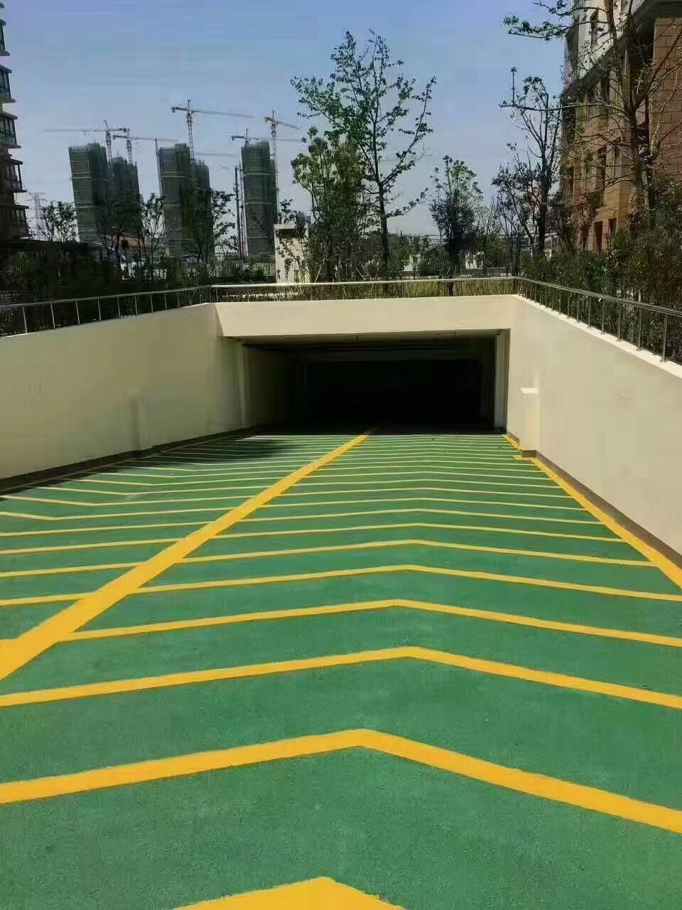 【車位設(shè)計(jì)】停車場環(huán)氧地坪施工工藝需要注意的步驟